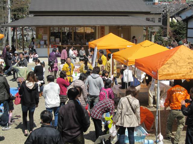 桜祭りの写真 2